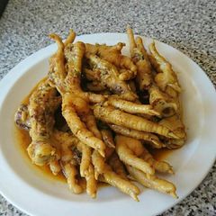 A picture of Chicken Feet.