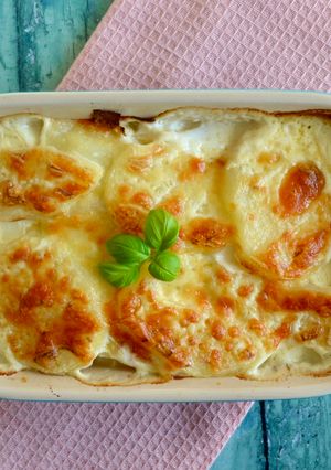 A picture of Potato, Bacon and Cabbage Bake.