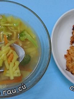Hình của món Mì rau củ chả tôm cho bé ăn dặm.