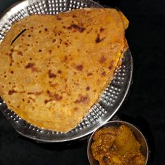 A picture of Namak Mirch ka Paratha.