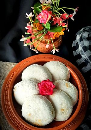 মালাই ভাপা। রেসিপির প্রধান ছবি