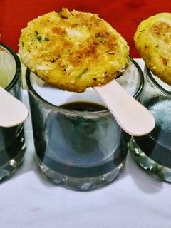 पोटैटो कोकोनट कबाब(potato coconut kabab recipe in hindi) रेसिपी मुख्य फोटो