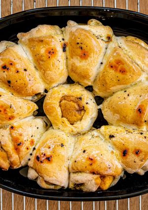 A picture of Baked vada pau.