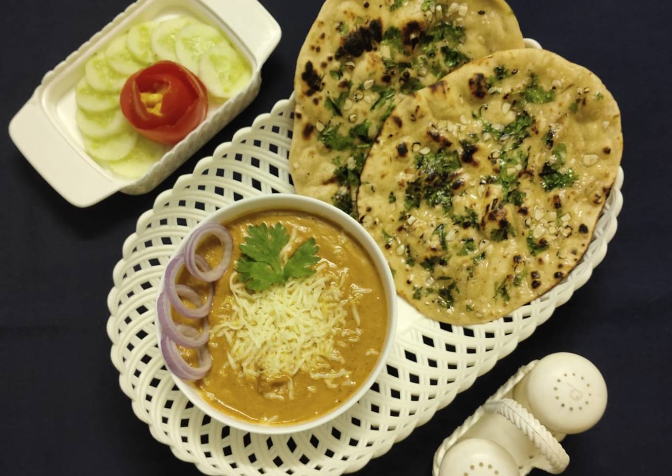 Cheese butter masala and garlic naan