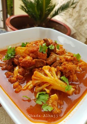 صورة لوصفة يخنة الزهرة بالبندورة