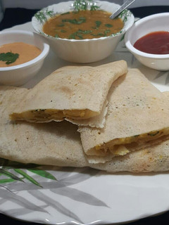 आलू मसाला डोसा (Aloo masala dosa recipe in hindi) रेसिपी मुख्य फोटो