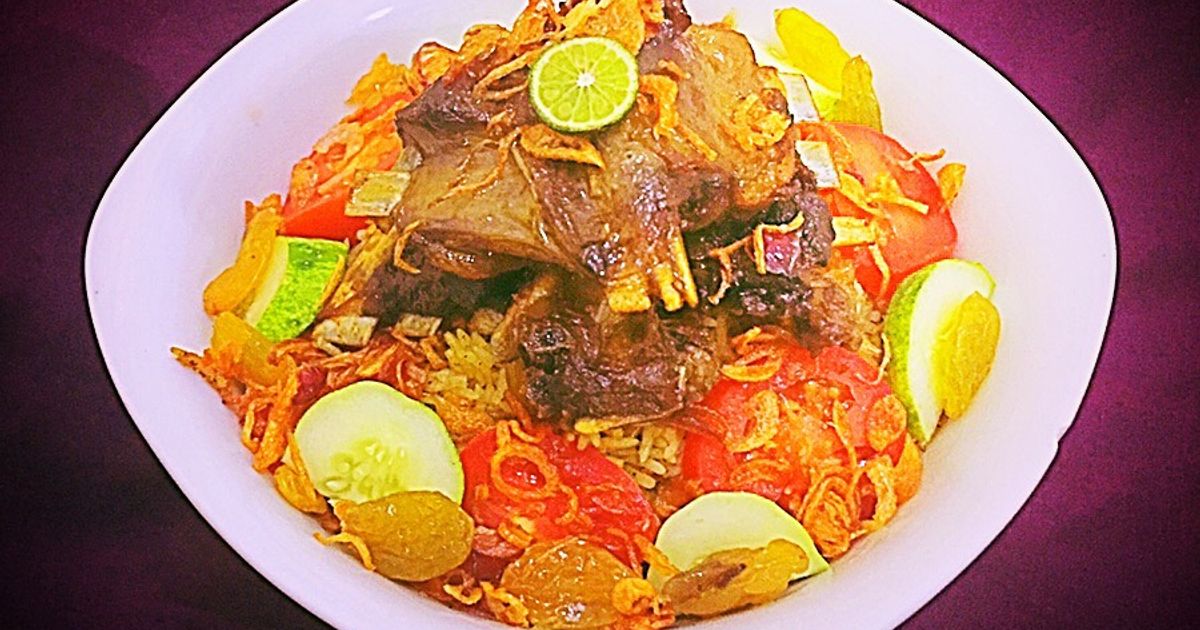 Jinsiy aloqaning barcha qismlarini oynang U meni jinsiy aloqani tomosha qilishga undadi.