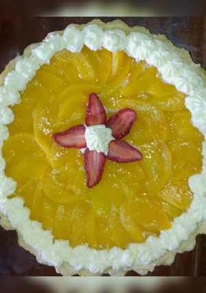 Una foto de Tarta de durazno con crema pastelera