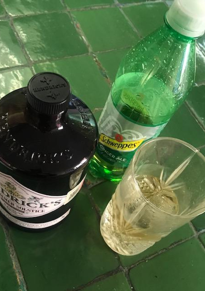 Una foto de Gin & ginger Ale