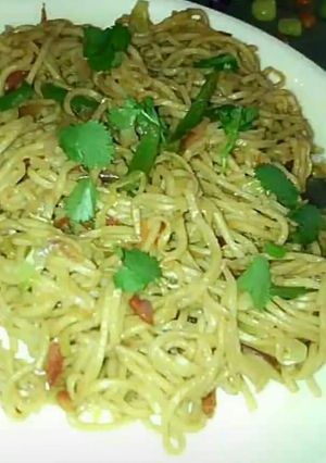 A picture of Noodles.
