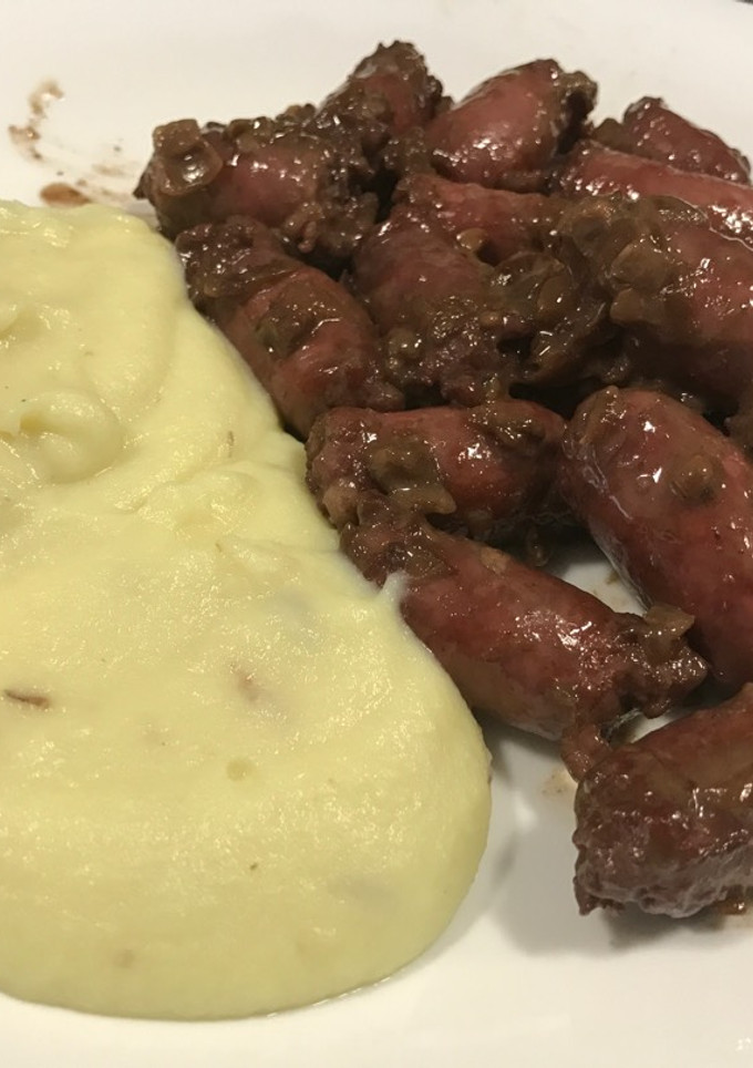 Una foto de Salchichas al vino