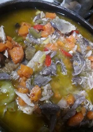 Una foto de Escabeche pollo campo mejor dicho de gallo