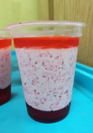 A picture of Strawberry jelly cream.