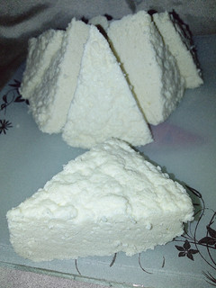 عکسی از دستور پنیر خانگی🧀