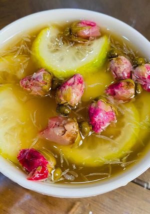 Hình của món Trà chanh mật ong hoa hồng giã tay đầy tình yêu.