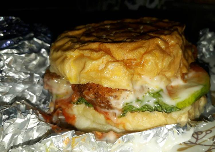 Daging burger olahan sendiri