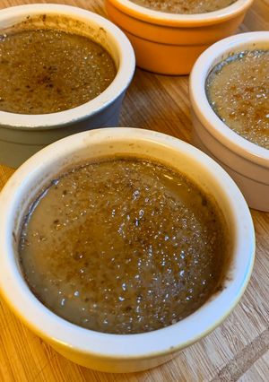 Une photo de Crème brûlée au thé vert (Matcha) 🇯🇵