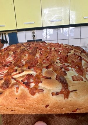 Una foto de Focaccia de jamón y queso