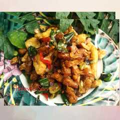 รูปของ Tempe tahu kering Saori