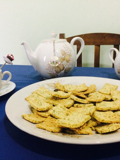 Una foto de Galletitas saladas de orégano y oliva sin T.A.C.C