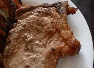 Una foto de Chuletas de cerdo al horno