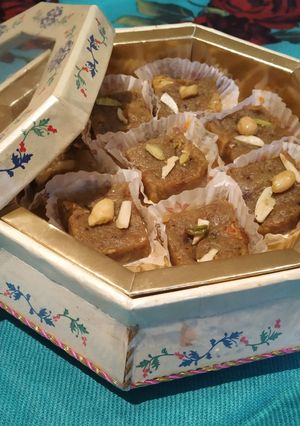 A picture of Avocado Burfi.