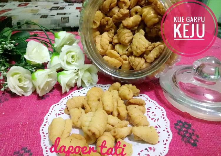 Kue Garpu Keju