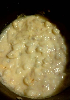 A picture of Cheesy baked potato and bacon soup.