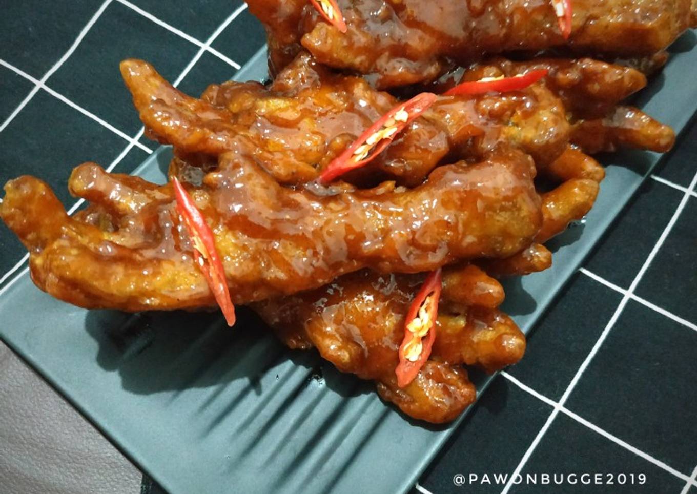 Hot and Spicy Chicken Feet