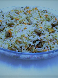 صورة لوصفة الأرز بالفول الأخضر