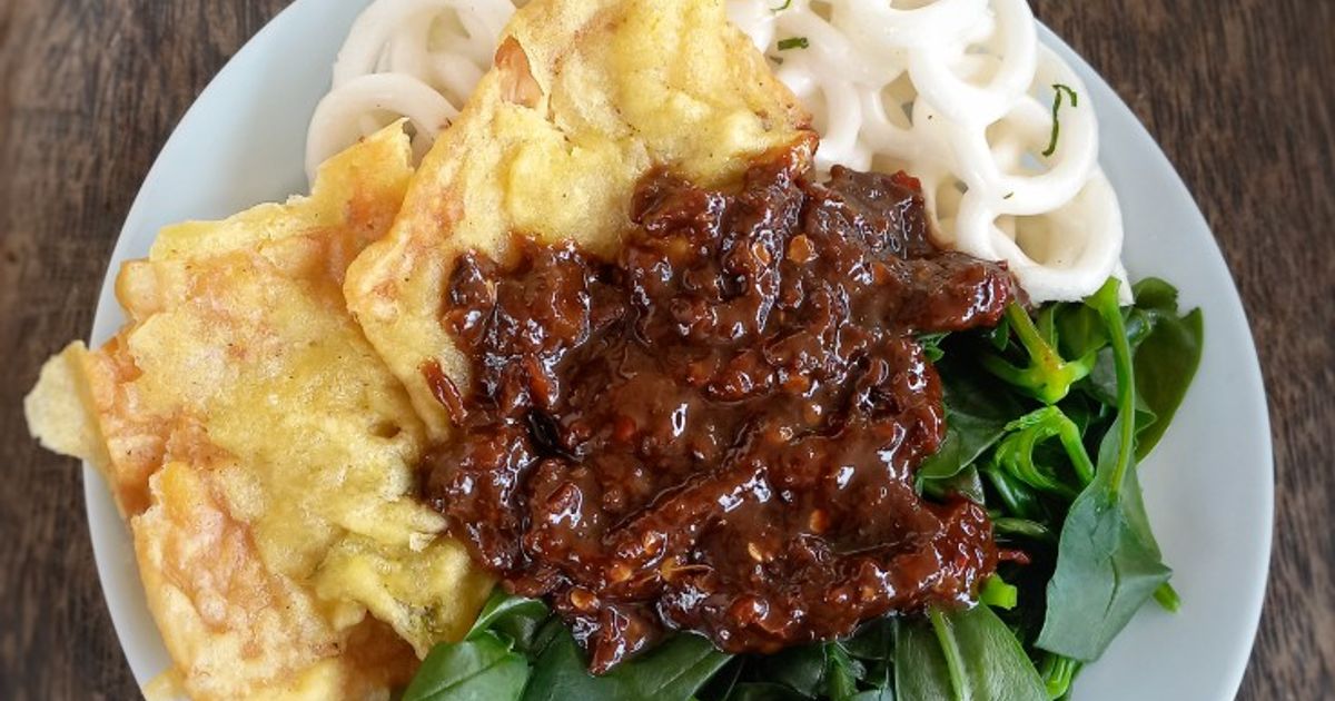 Resep Rujak Asem Daun Gingseng Jawa oleh Binti Sae - Cookpad