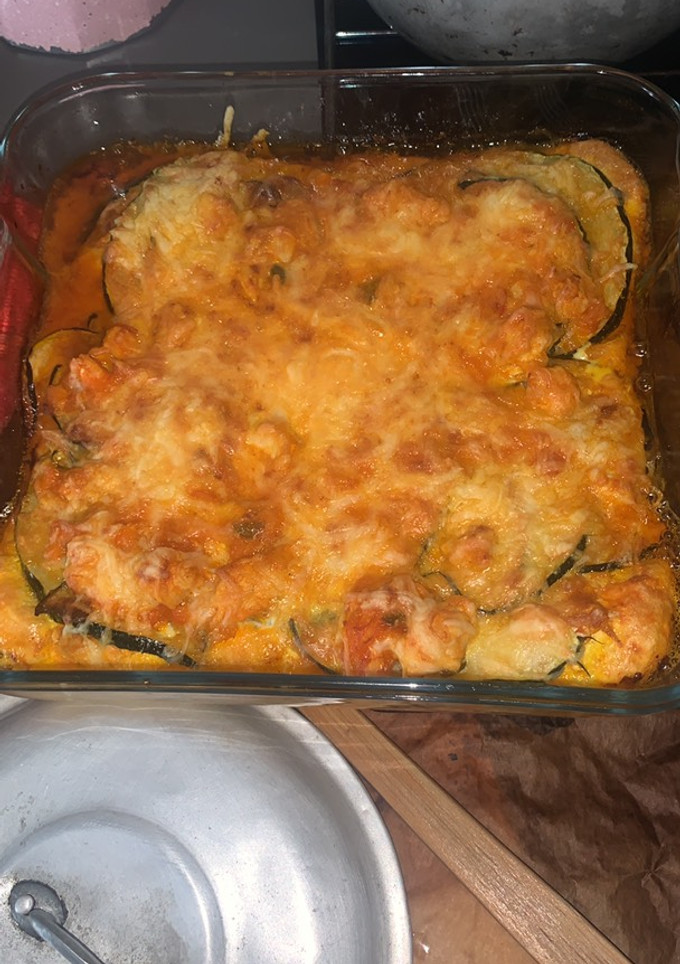 Una foto de Pastel de calabacín y pollo