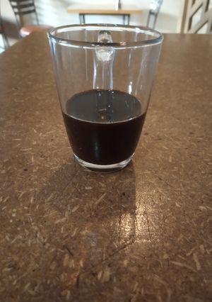A picture of Chocolate syrup.