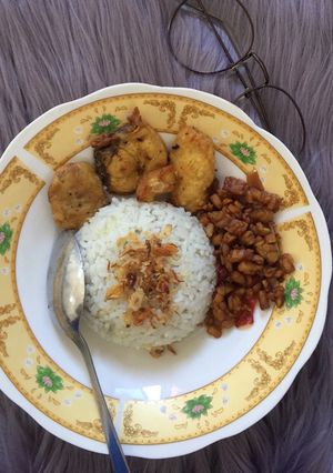Foto resep Nasi uduk simple ricecooker