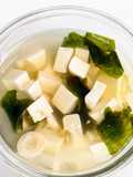 Japanese Clear Soup Tofu with Wakame