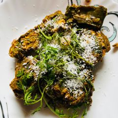 A picture of Oil-Free Steamed Patra Vadi as a side dish in lunch time.