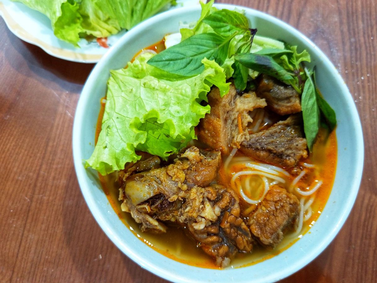 Bún bò Huế
