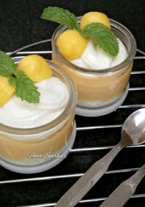 A picture of Mango jar cheese cake.