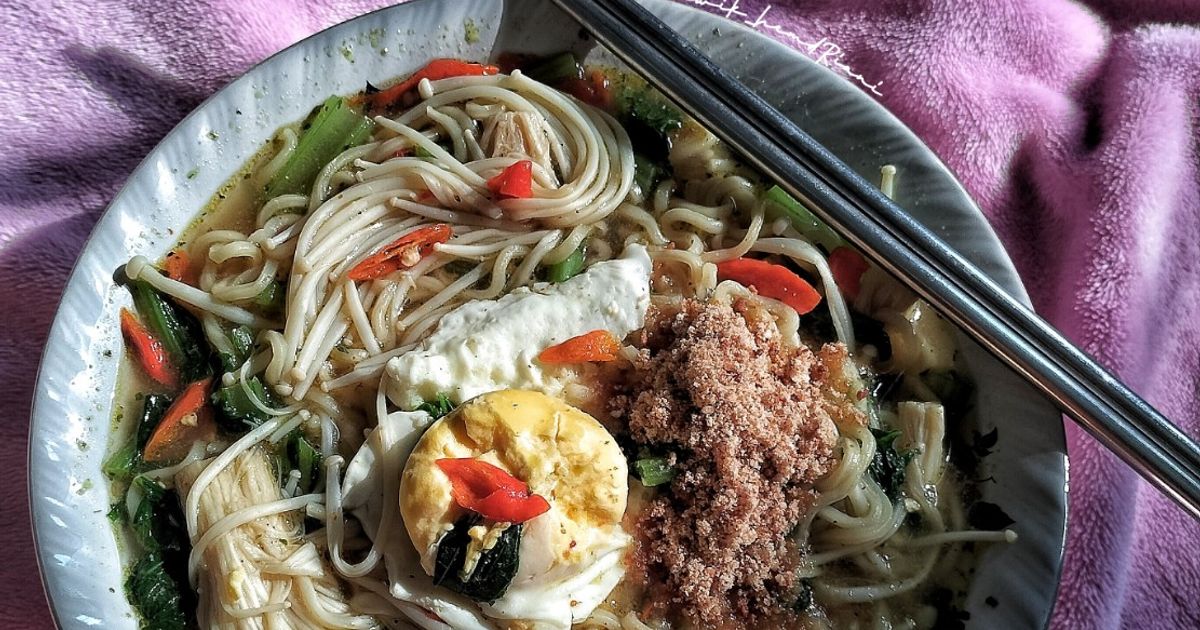 Mie Kuah Enoki