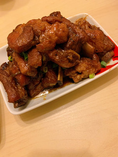 A picture of Scallion Braised Pork Ribs.