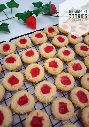 Foto resep Thumbrpint Cookies Strawberry 🍓