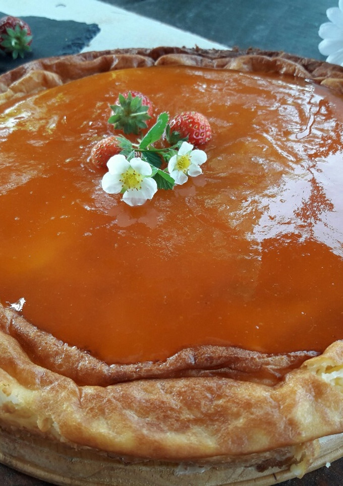 Una foto de Tarta de queso con mermelada de albaricoque