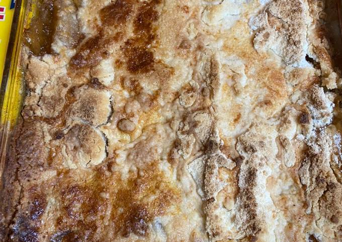 How to Make Jamie Oliver The Best Caramel Apple Cobbler Dump Cake