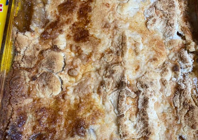 Recipe of Homemade The Best Caramel Apple Cobbler Dump Cake