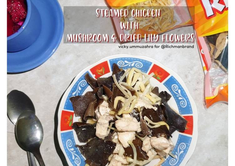 Resep Mudah Steamed Chicken With Mushroom and Dried Lily Flowers Nikmat Lezat