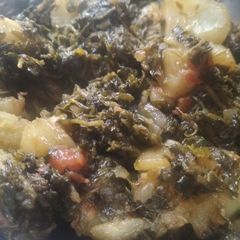 A picture of Aalu methi.
