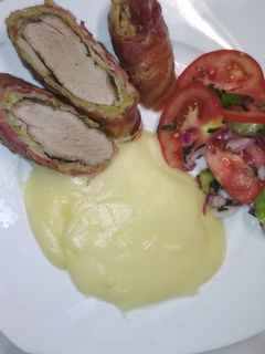 Göngyölt szűzpecsenye #én könyvem recept fotója