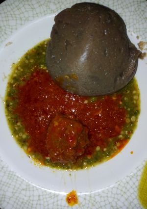 A picture of Tuwon Amala with okro (kubewa).
