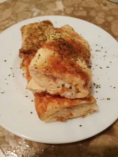 Una foto de Tortilla francesa rellena de pechuga de pavo