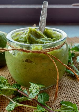 A picture of Guava chutney.